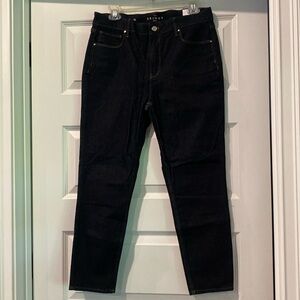 NWT White House black market size 10 HR Sculpt Fit Skinny Crop Denim Dark Wash